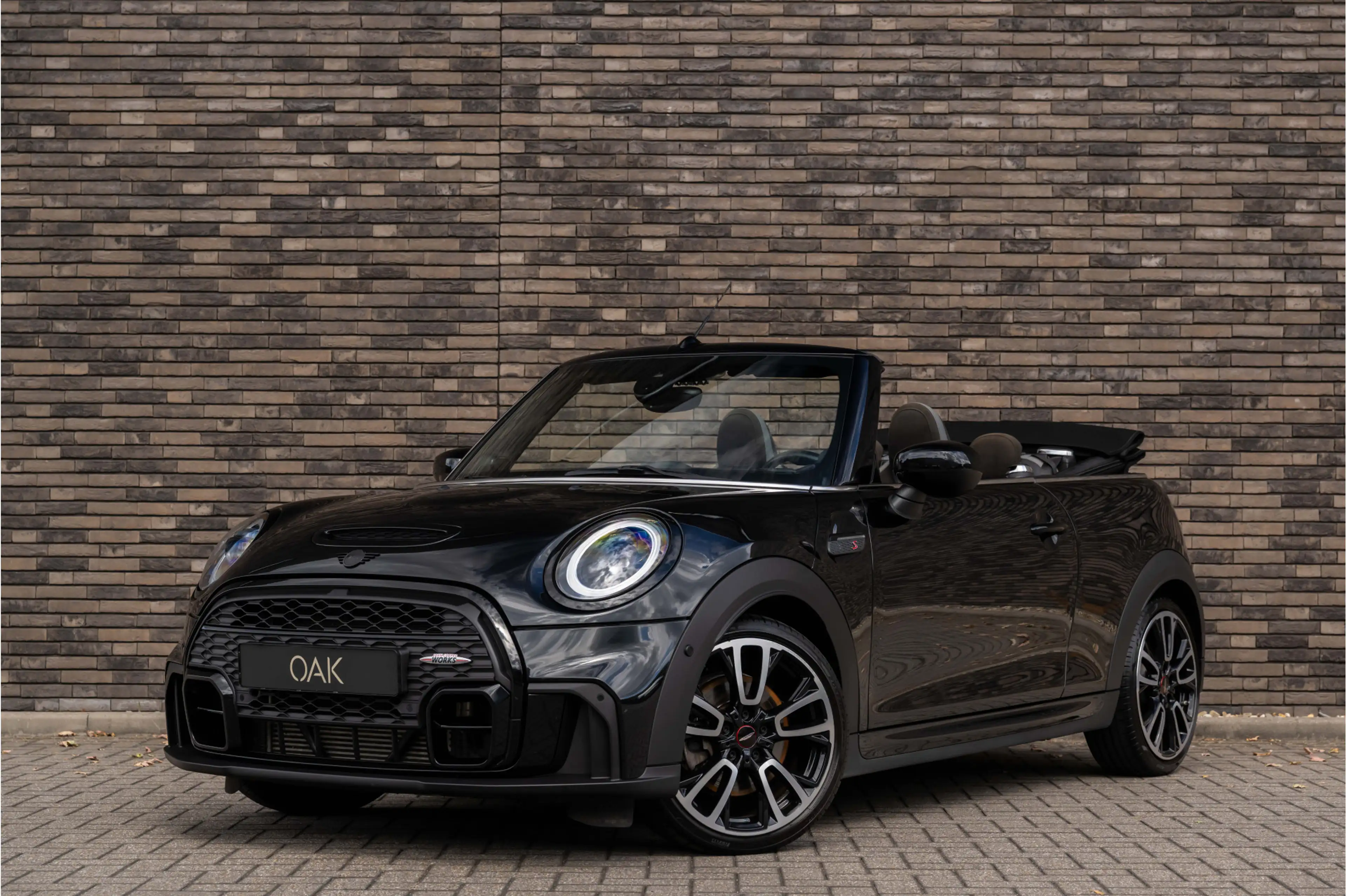 MINI Cooper S Cabrio 2.0 F1 Aut. | JCW-Trim | Navi | Schaalstoelen | H& — photo 2