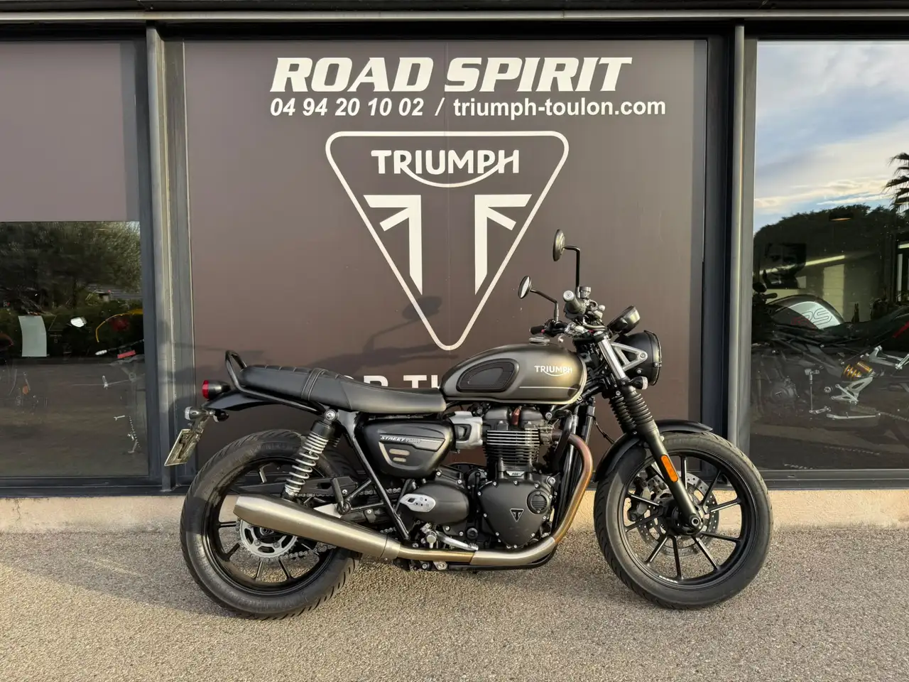 Triumph Street Twin