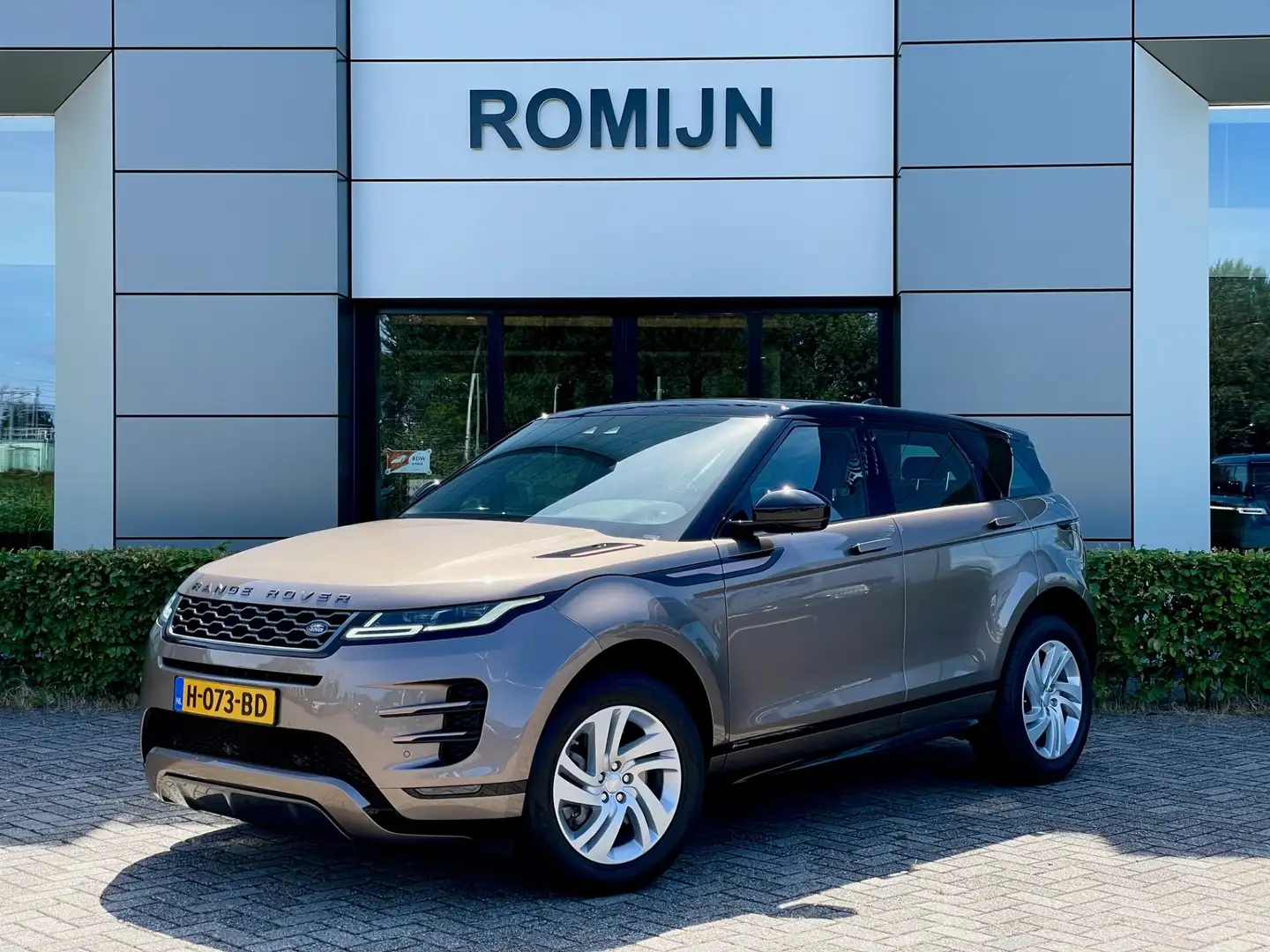 Land Rover Range Rover Evoque 2.0 P200 AWD R-Dynamic S Panoramadak Bruin - 1