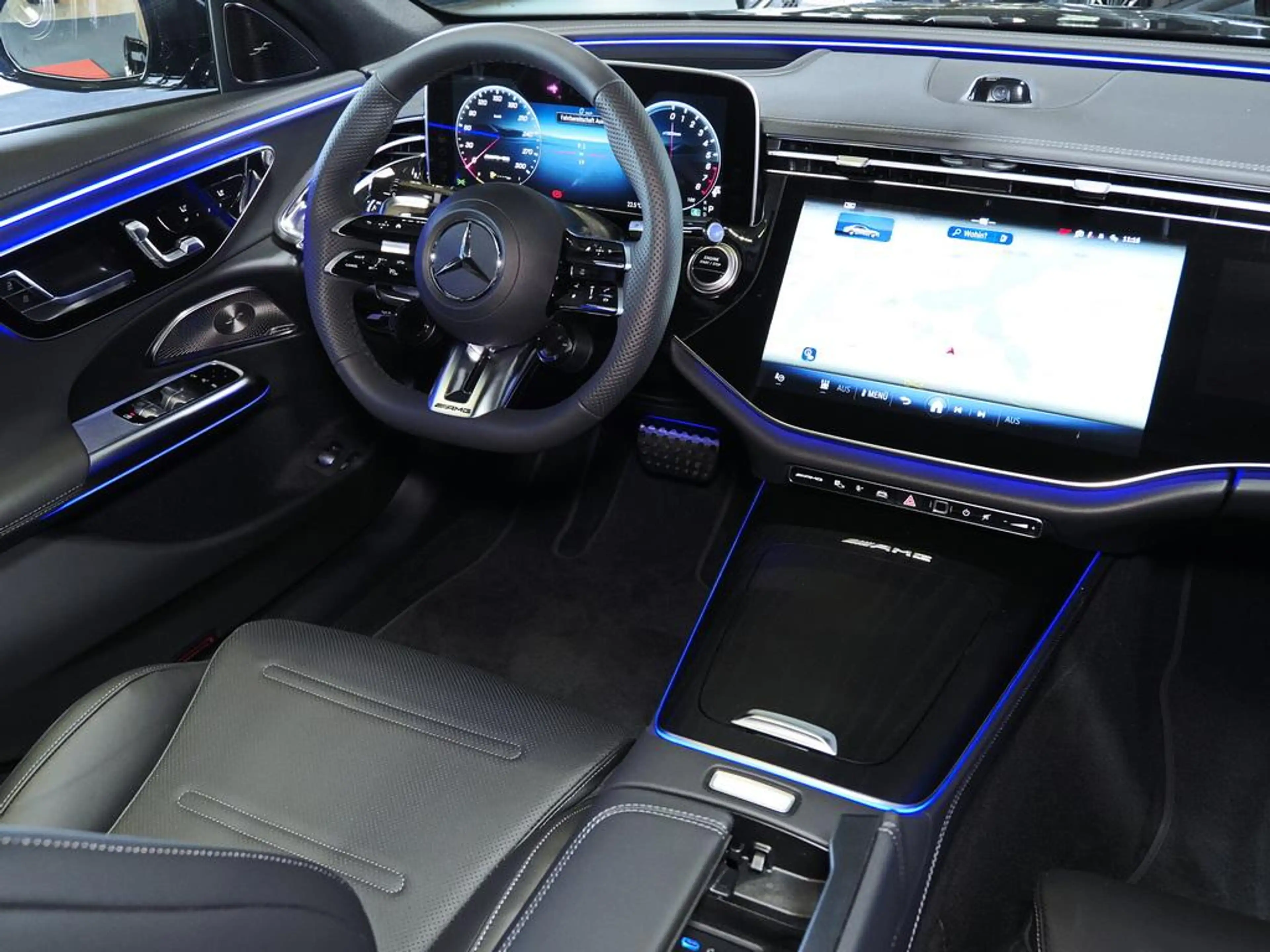 Mercedes-Benz E 53 AMG HYB. 4M+ NIGHT II PANO SUPERSCREEN HUD — photo 12