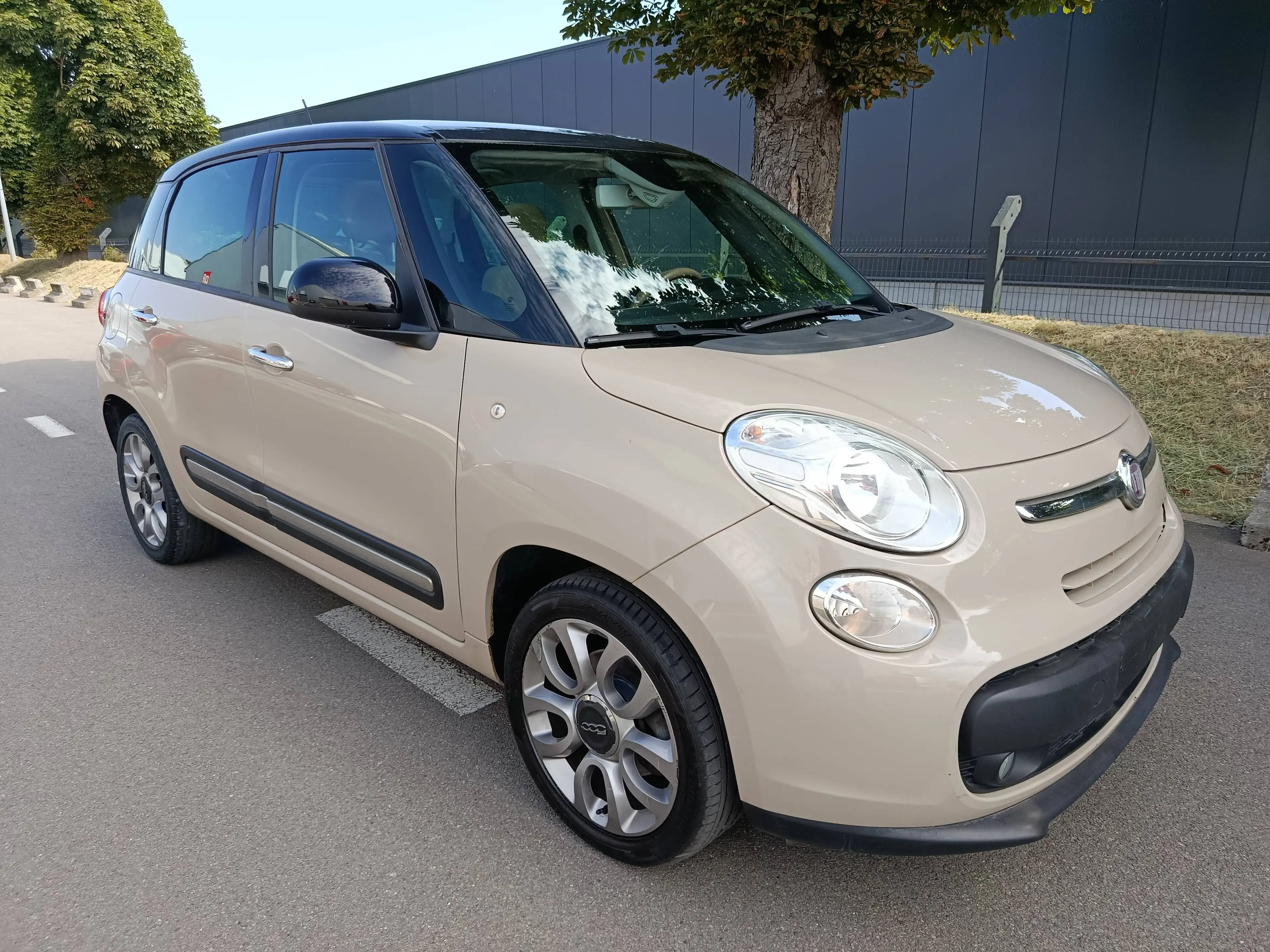 Fiat 500L 500L Living 1.3 Multijet Lounge 5pl. — photo 2