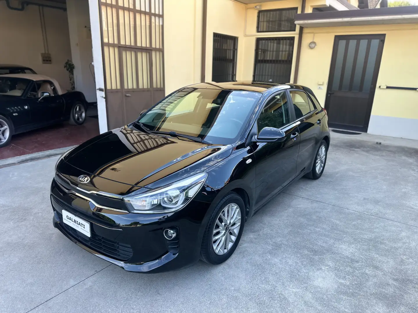 Kia Rio Rio 5p 1.2 Active  OK NEOPATENTATI Nero - 1