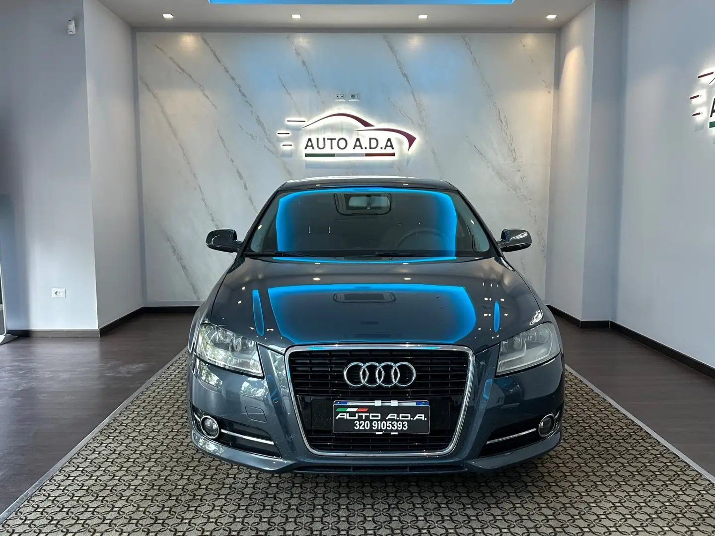 Audi A3 SPB 1.6 TDI 90 CV CR F.AP Ambiente Gris - 1