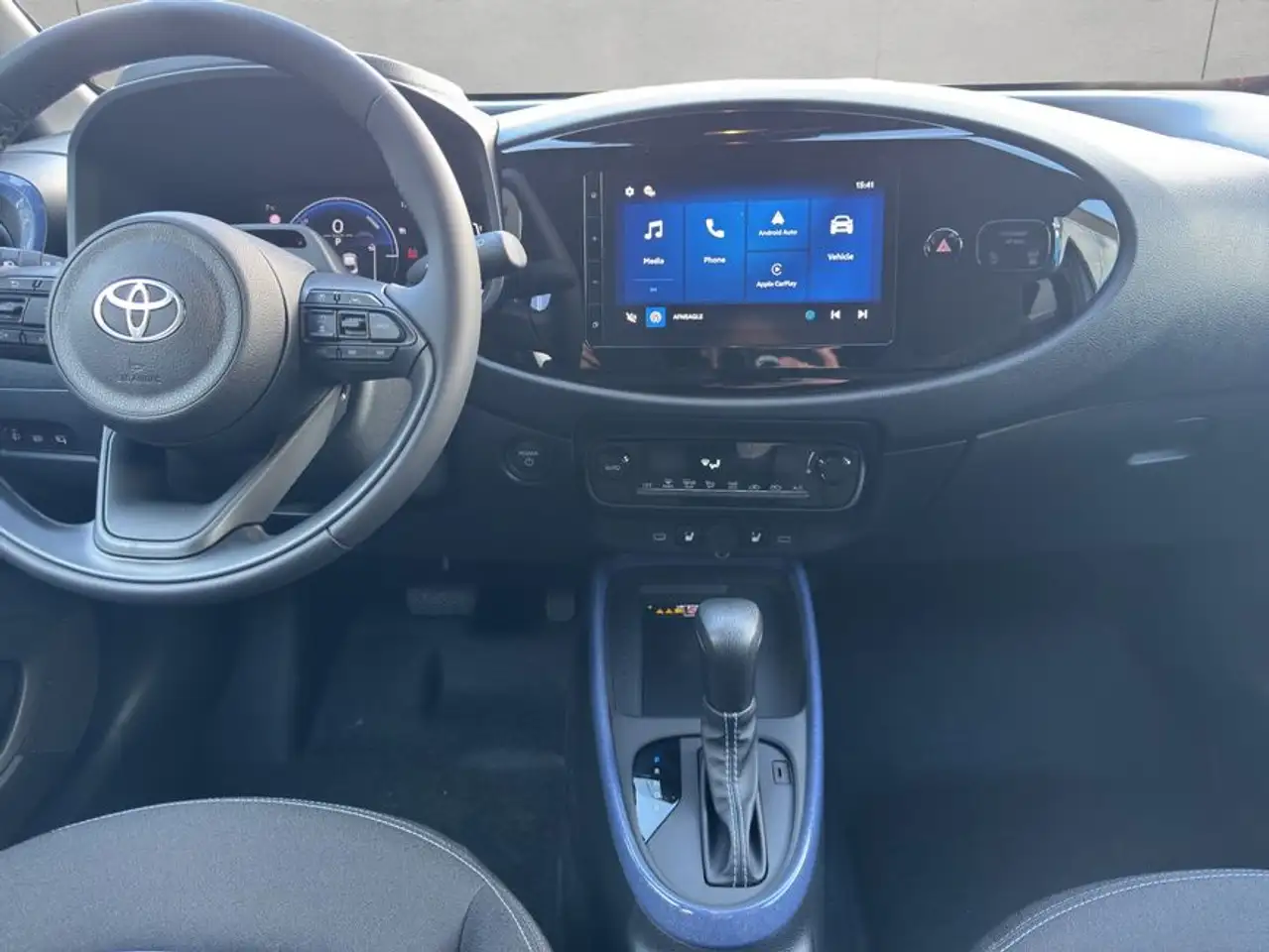 Toyota Aygo X X 1,5 Hybrid Teamplayer 13