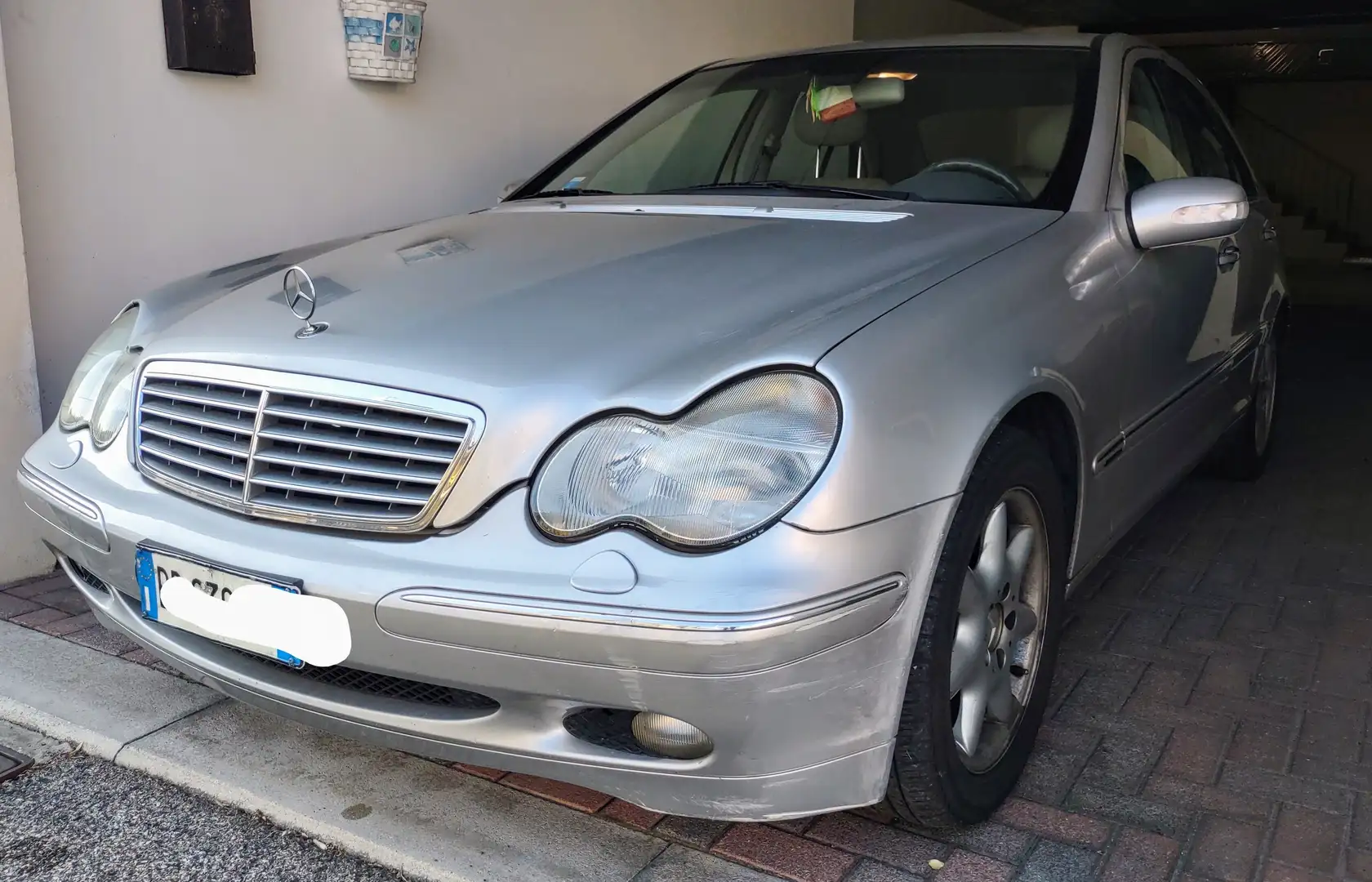Mercedes-Benz C 320 C 320 V6 Elegance Gümüş rengi - 1