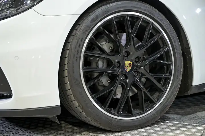 Porsche Panamera 2017, foto 14