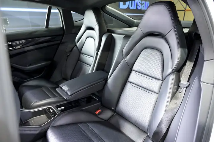 Porsche Panamera 2017, foto 17
