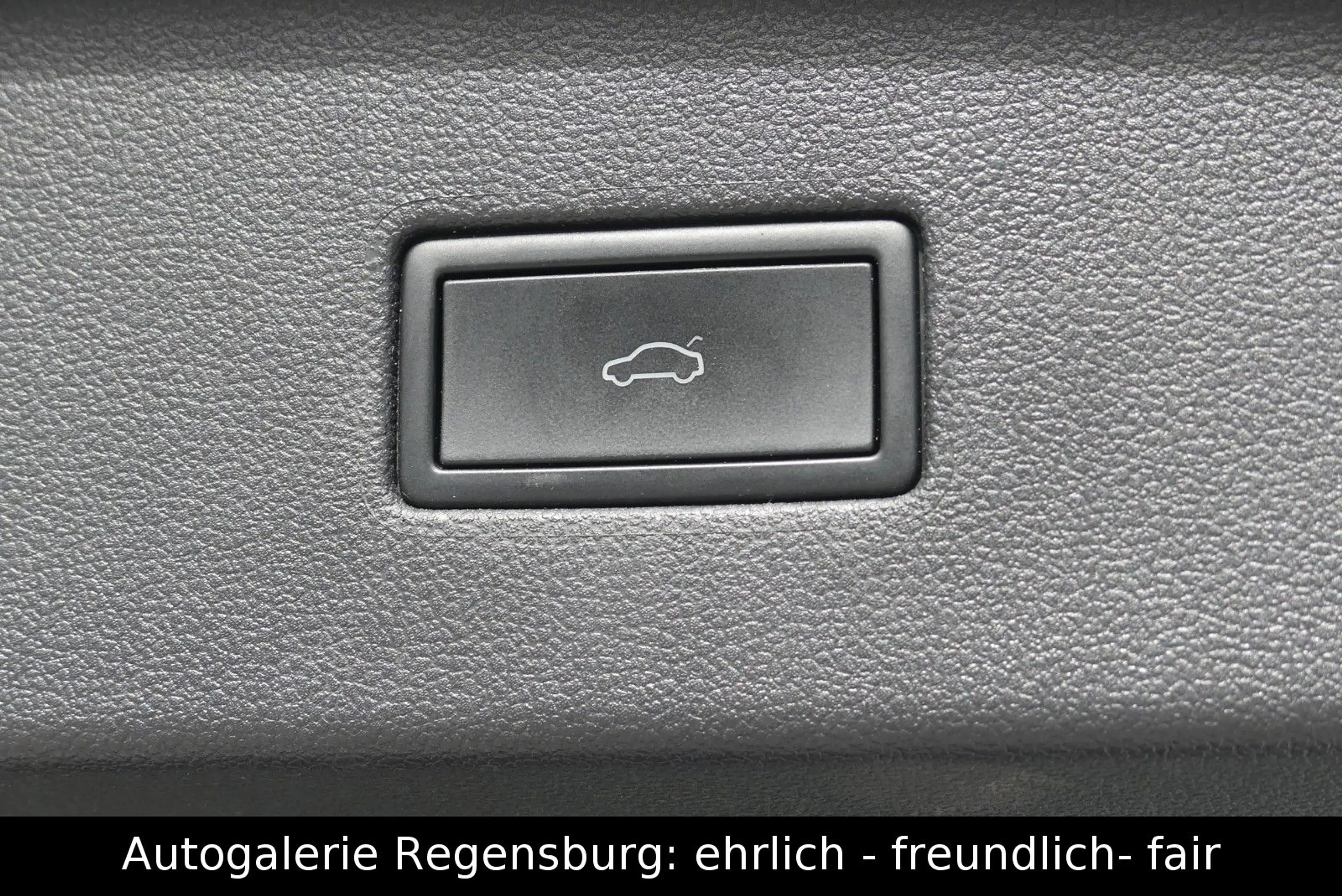 Volkswagen Tiguan Allspace Elegance 4Motion *KAMERA*VC*AHK* — photo 24