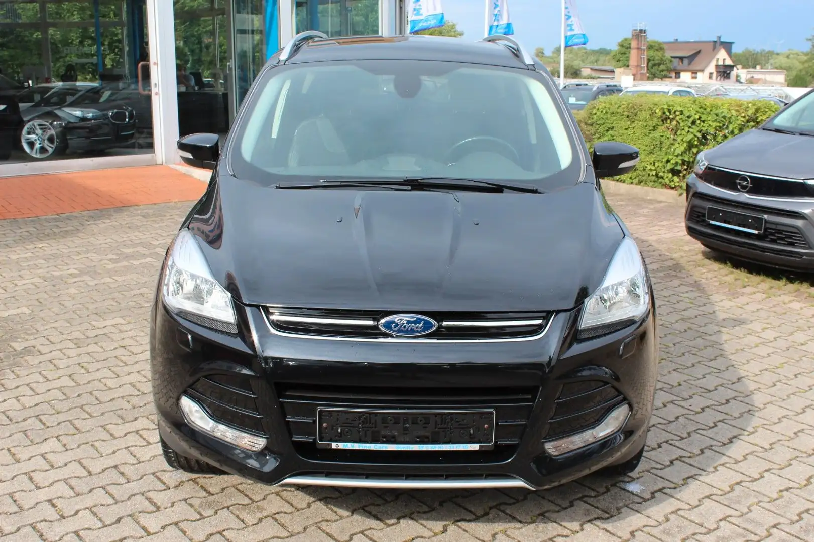 Ford Kuga Titanium Schwarz - 2