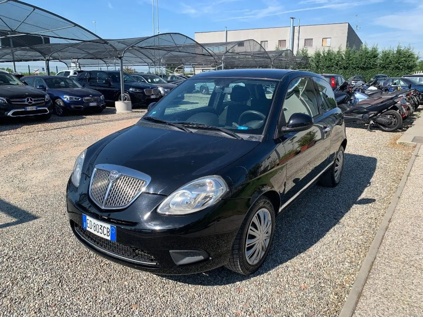 Lancia Ypsilon 1.2 Elle Nero - 1