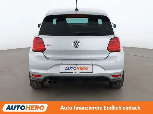 Volkswagen Polo view 5