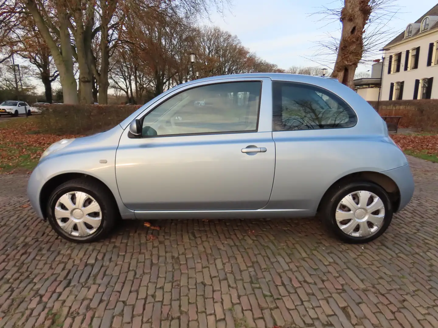 Nissan Micra 1.2 e-Vision Automaat Airco ***1E Eigenaar***N.A.P Bleu - 2