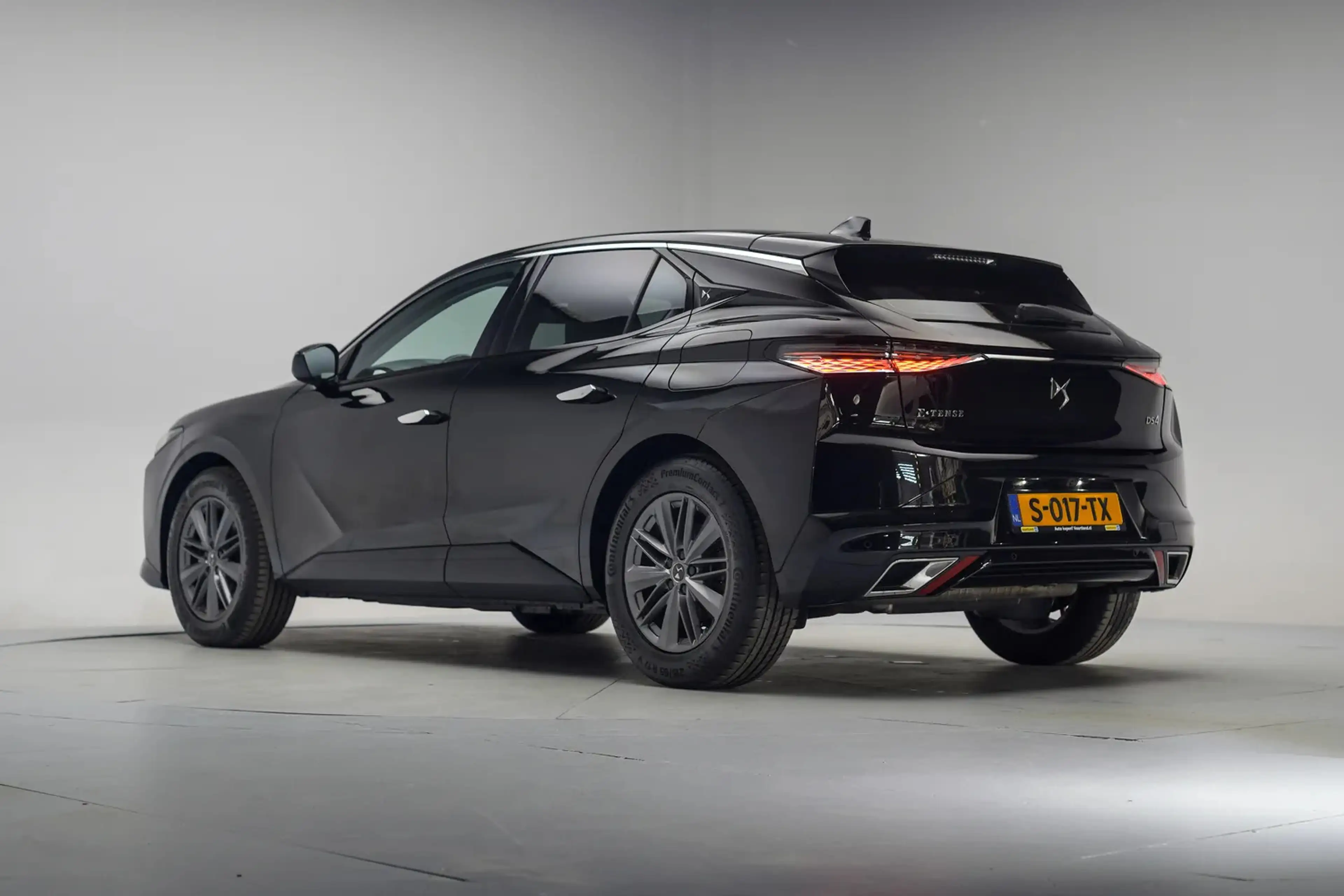 DS Automobiles DS 4 E-Tense 225 Bastille+ Aut. [ Adapt.cruise Navi Cam — photo 3
