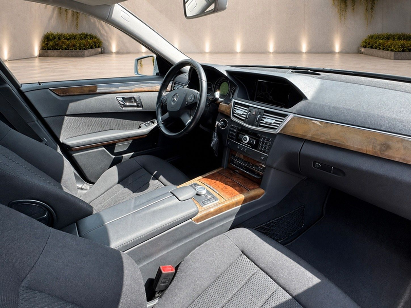 Mercedes-Benz E 350 BlueEfficiency*TEMPO/KLIMA/SHZ/NAVI/AHK* — photo 11