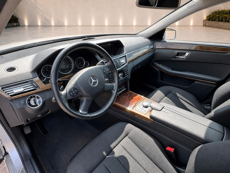 Mercedes-Benz E 350 BlueEfficiency*TEMPO/KLIMA/SHZ/NAVI/AHK* — photo 9