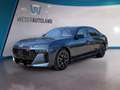 BMW i7 xDrive M70 THEATRE EXECUTIVE LOUNGE B&W SKY - thumbnail 1