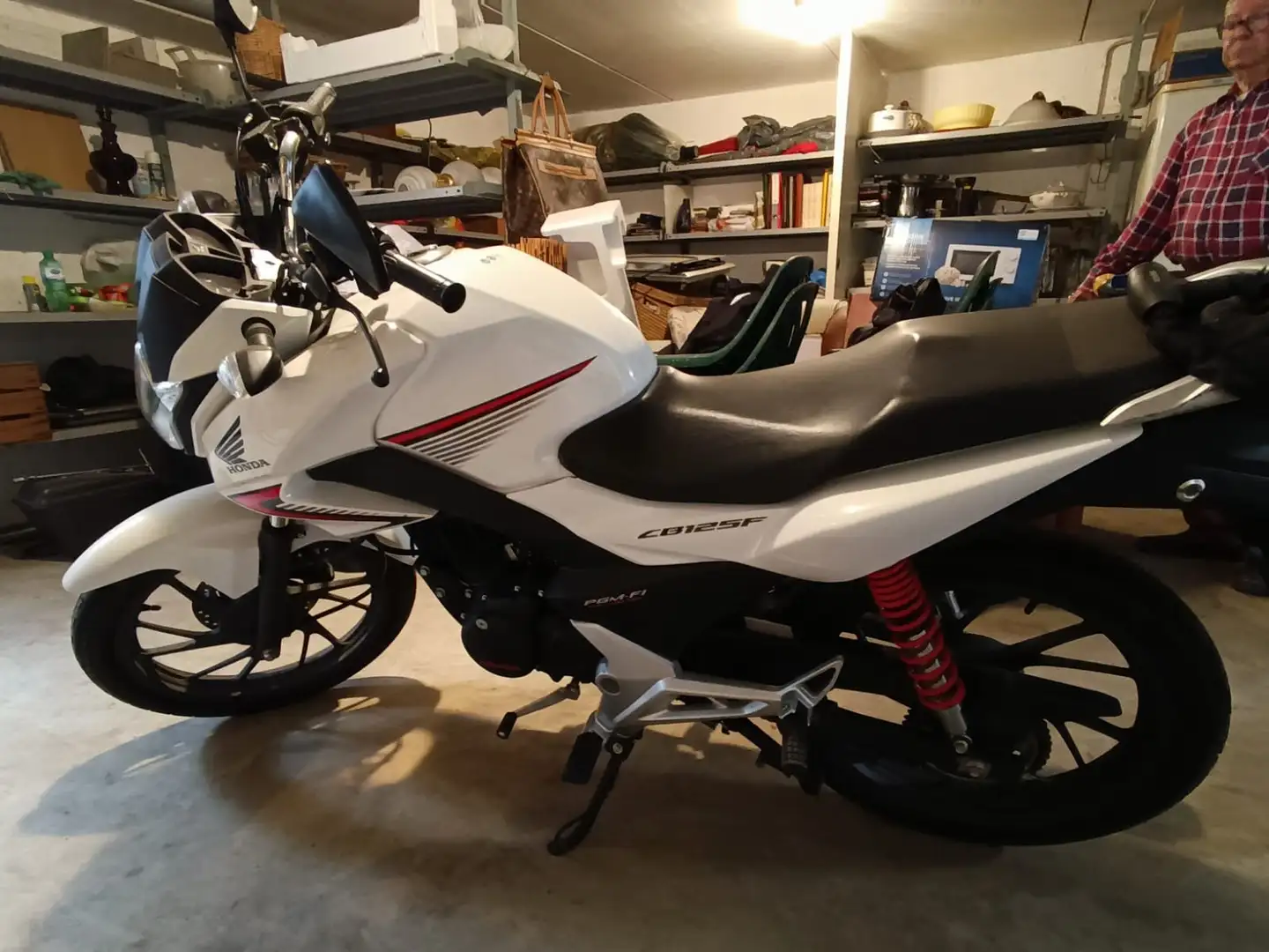 Honda CBF 125 Blanc - 1