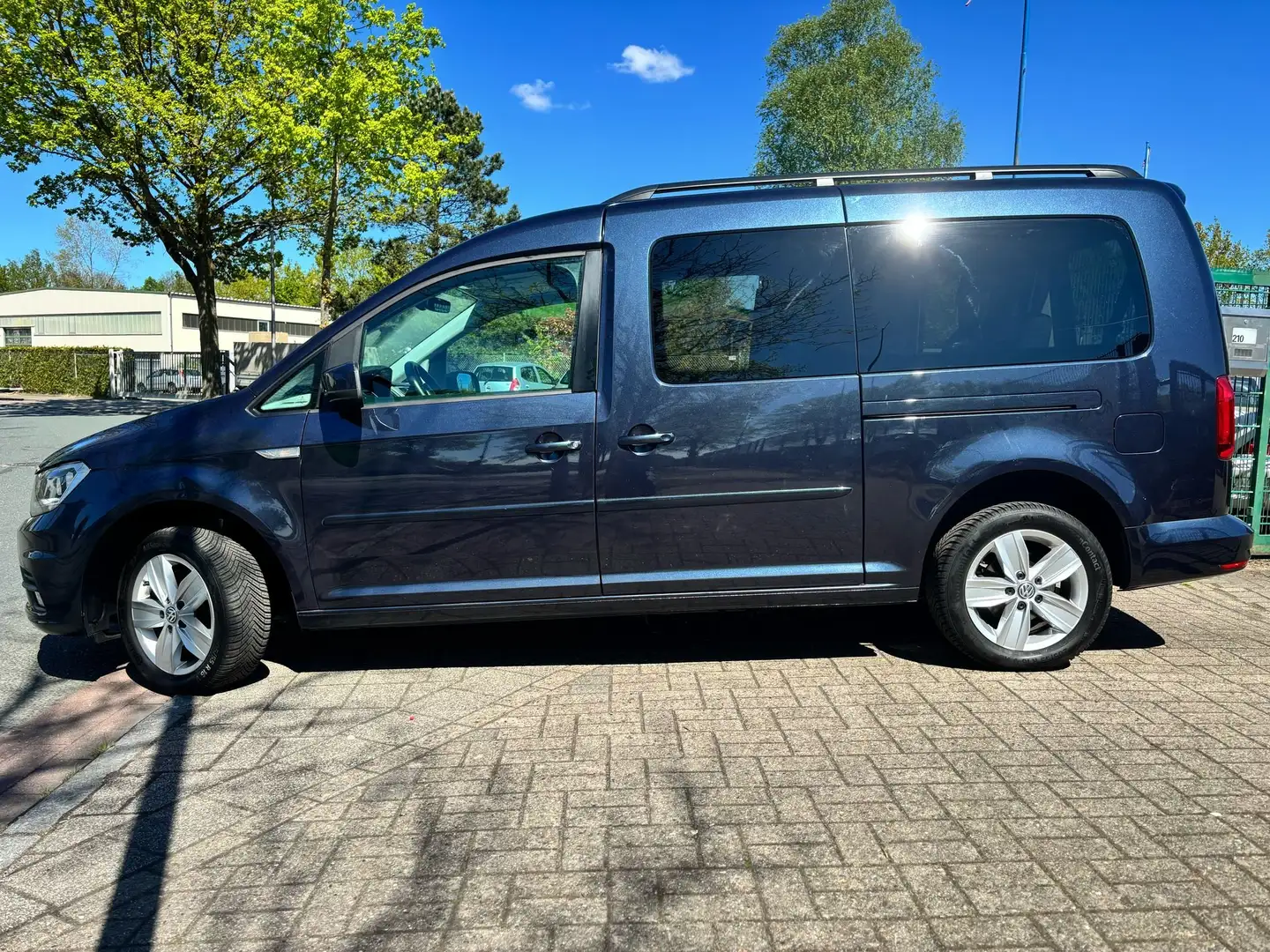 Volkswagen Caddy Caddy 2.0 TDI DSG Maxi Blau - 2