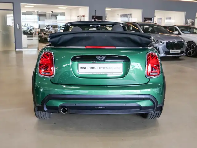 Mini Convertible view 5