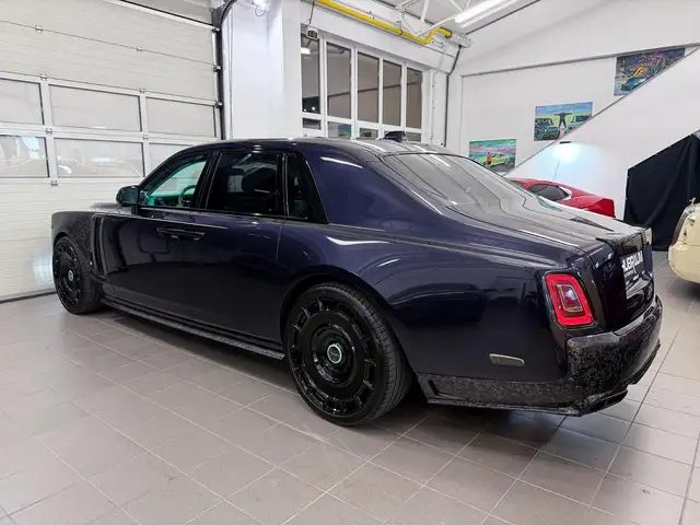 Rolls-Royce Phantom 6.8 V12 MSY-Style Bespoke Carbon TiffanyBlue Ansicht 11