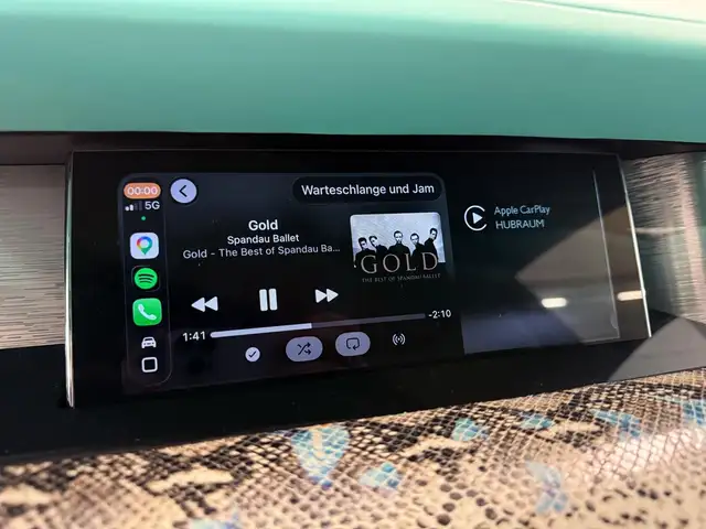 Rolls-Royce Phantom 6.8 V12 MSY-Style Bespoke Carbon TiffanyBlue Ansicht 47