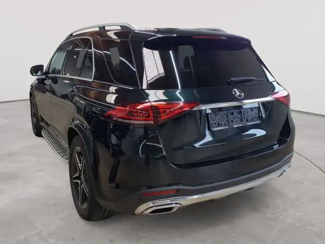 Mercedes-Benz GLE view 2