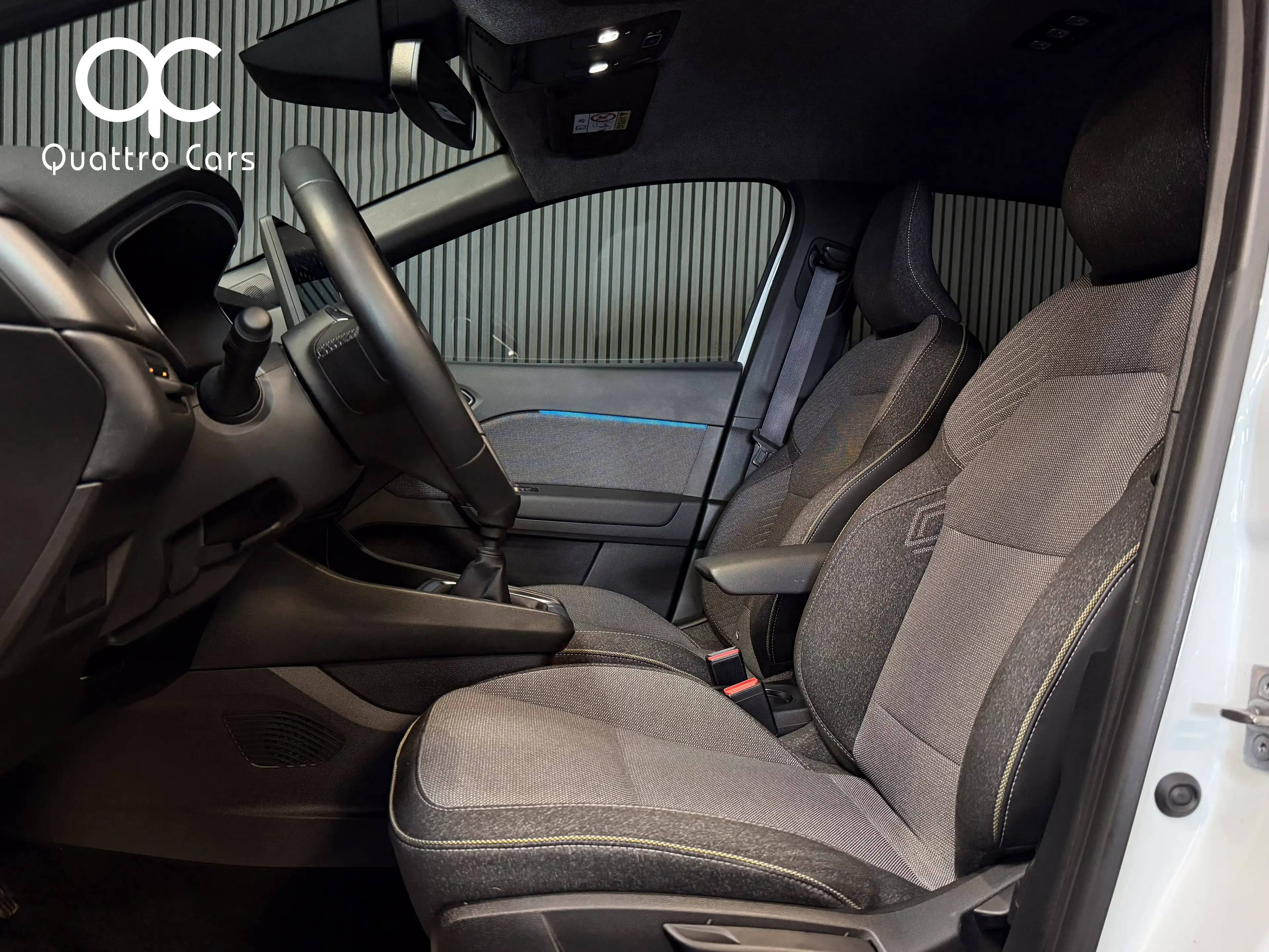Renault Captur 1.0 TCe / New modèle / Car play / Camera / Grand ecran / Led / Super look — photo 11