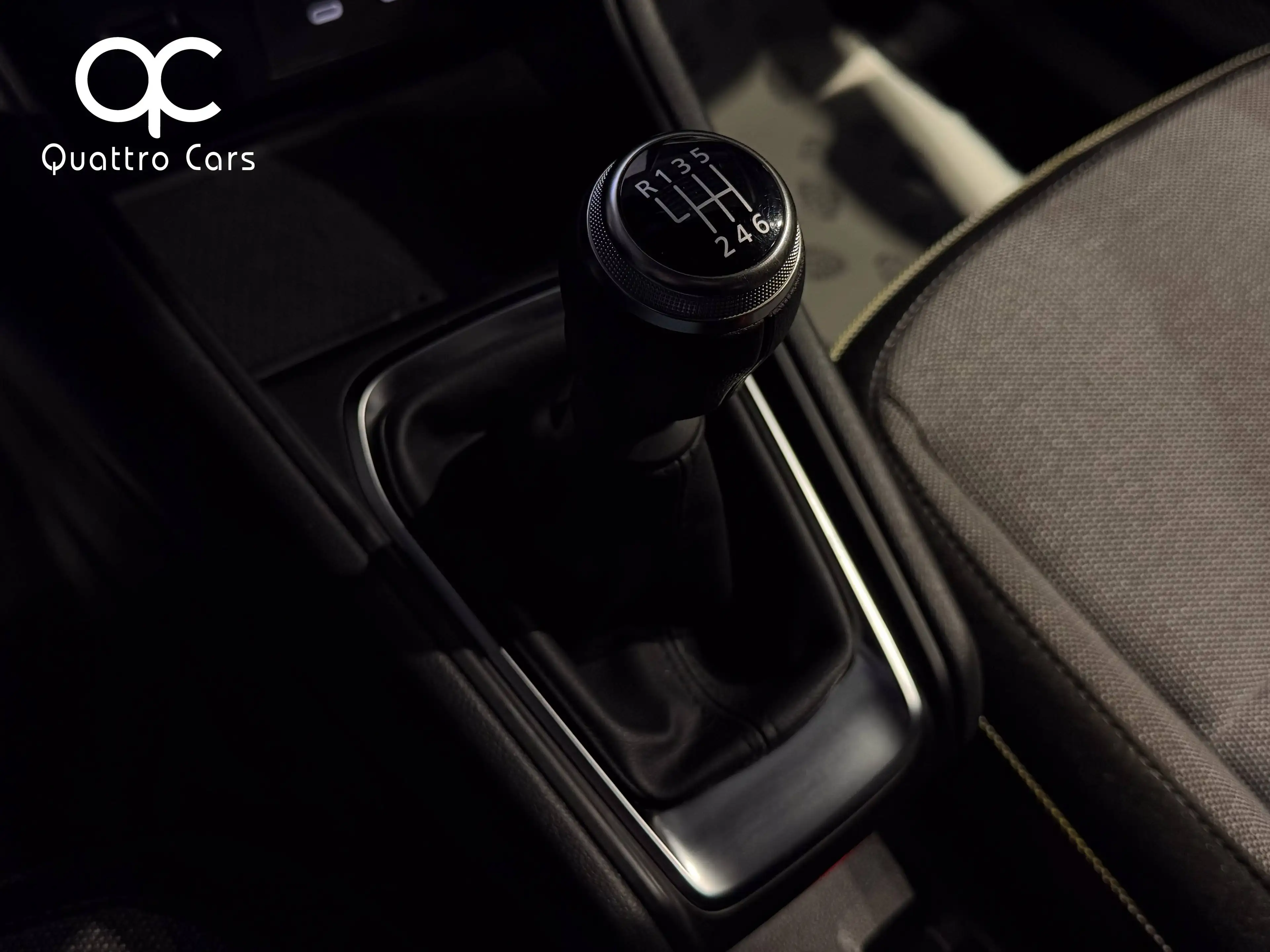 Renault Captur 1.0 TCe / New modèle / Car play / Camera / Grand ecran / Led / Super look — photo 21