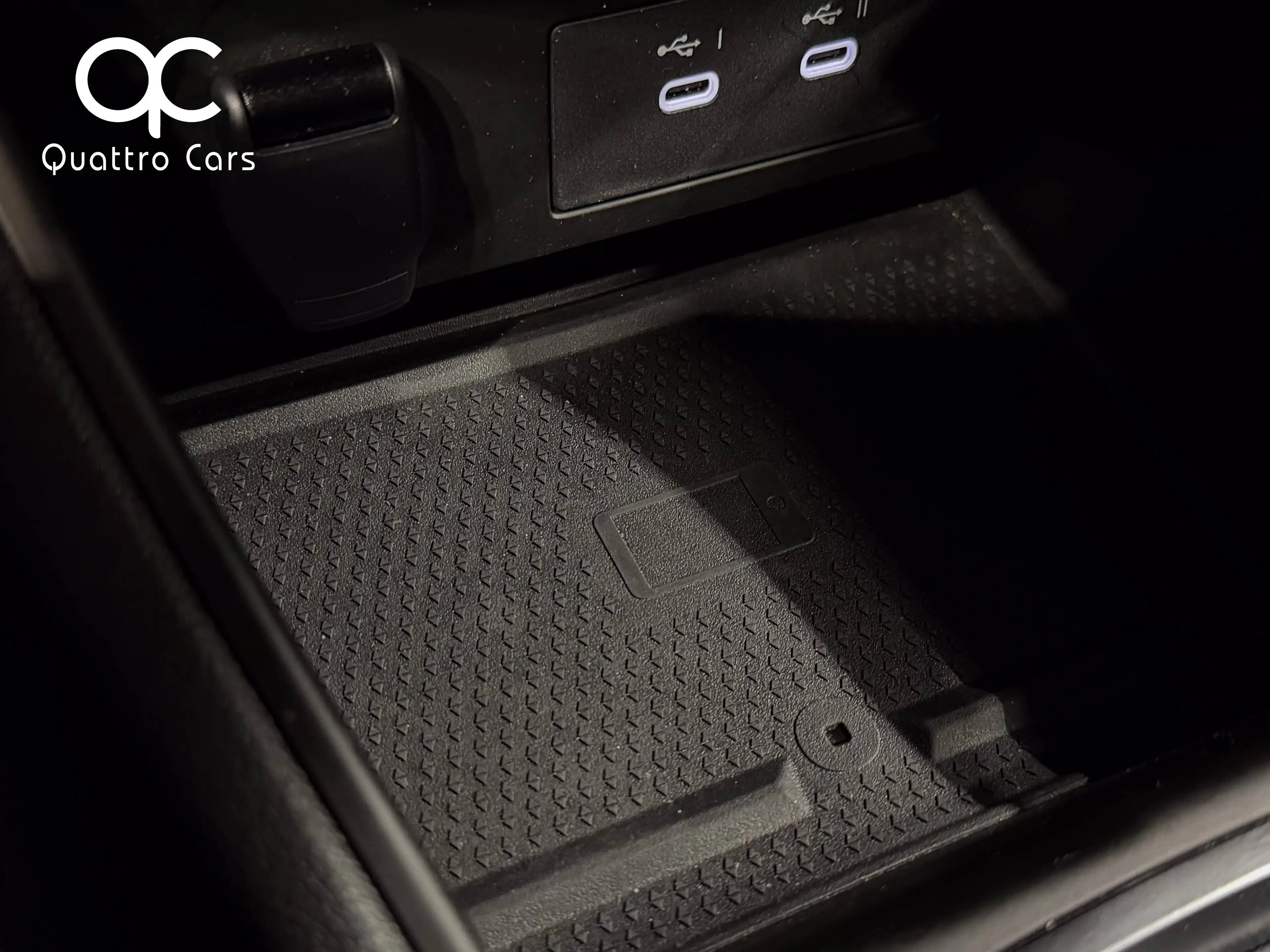 Renault Captur 1.0 TCe / New modèle / Car play / Camera / Grand ecran / Led / Super look — photo 27