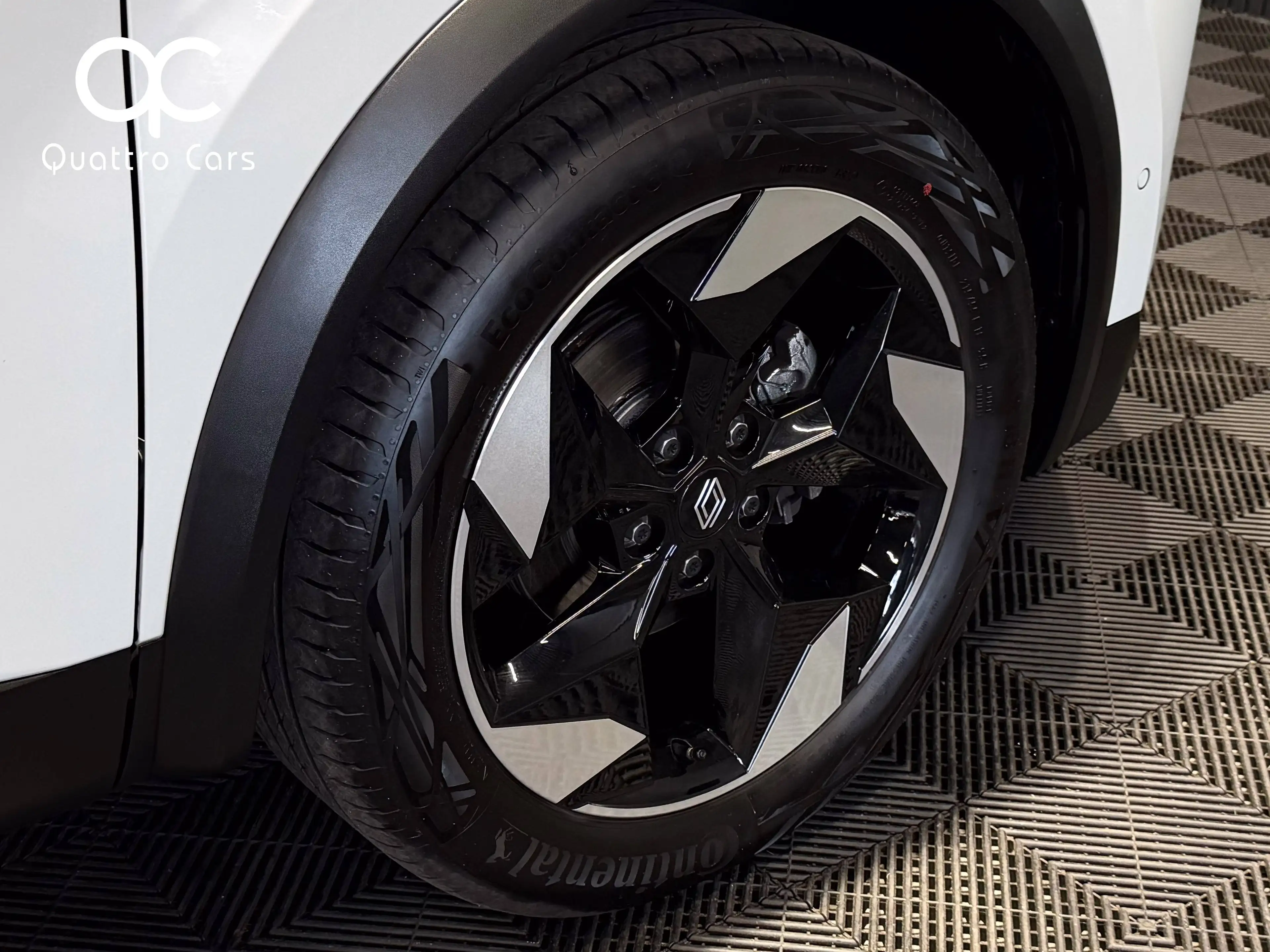 Renault Captur 1.0 TCe / New modèle / Car play / Camera / Grand ecran / Led / Super look — photo 29