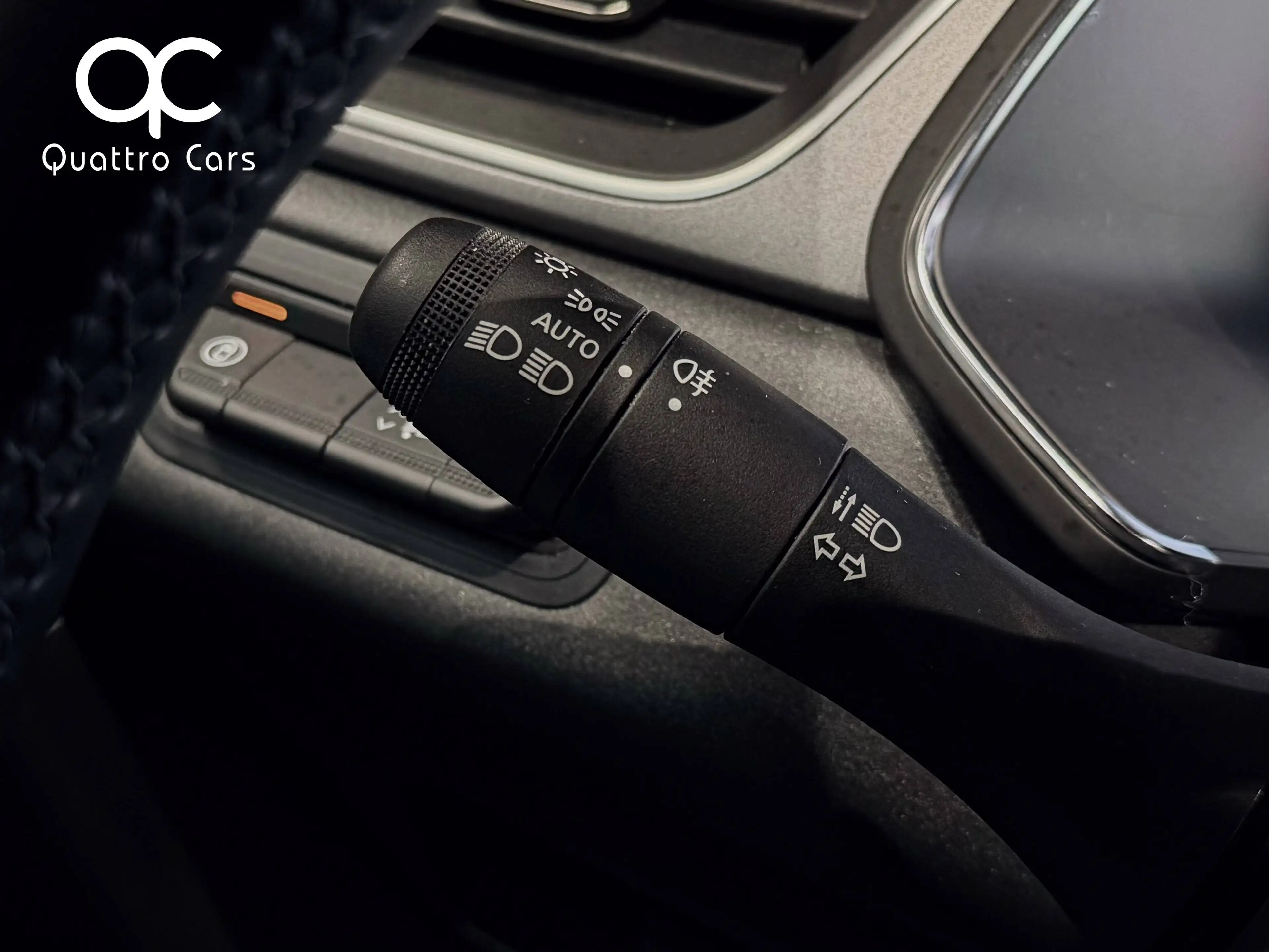 Renault Captur 1.0 TCe / New modèle / Car play / Camera / Grand ecran / Led / Super look — photo 24