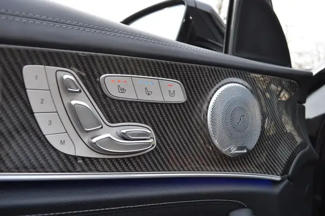 Mercedes-Benz E-Class view 14