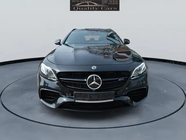 Mercedes-Benz E-Class view 2