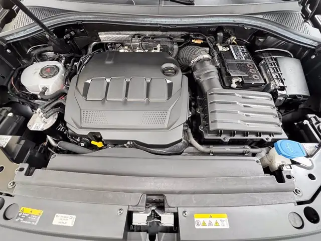 Volkswagen Tiguan view 13