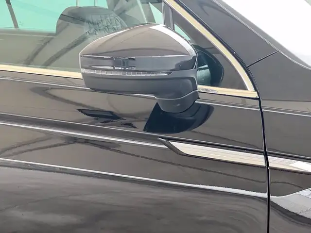 Volkswagen Tiguan view 16