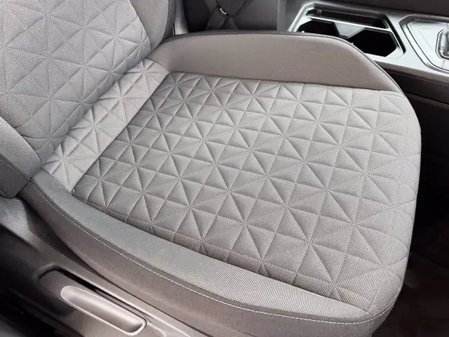 Volkswagen Tiguan view 9