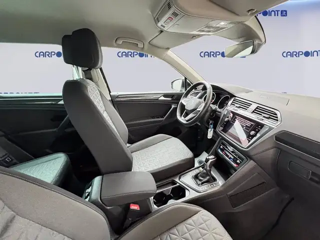 Volkswagen Tiguan view 7