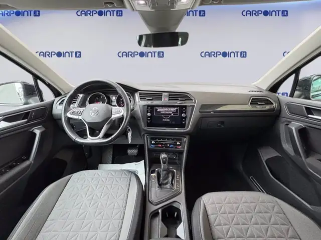 Volkswagen Tiguan view 11