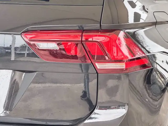Volkswagen Tiguan view 17