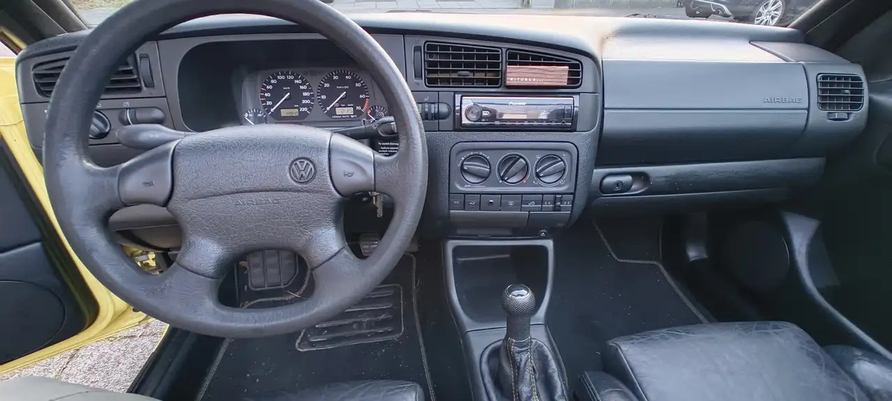 Volkswagen Golf Cabriolet 2.0 Avantgarde, foto 4