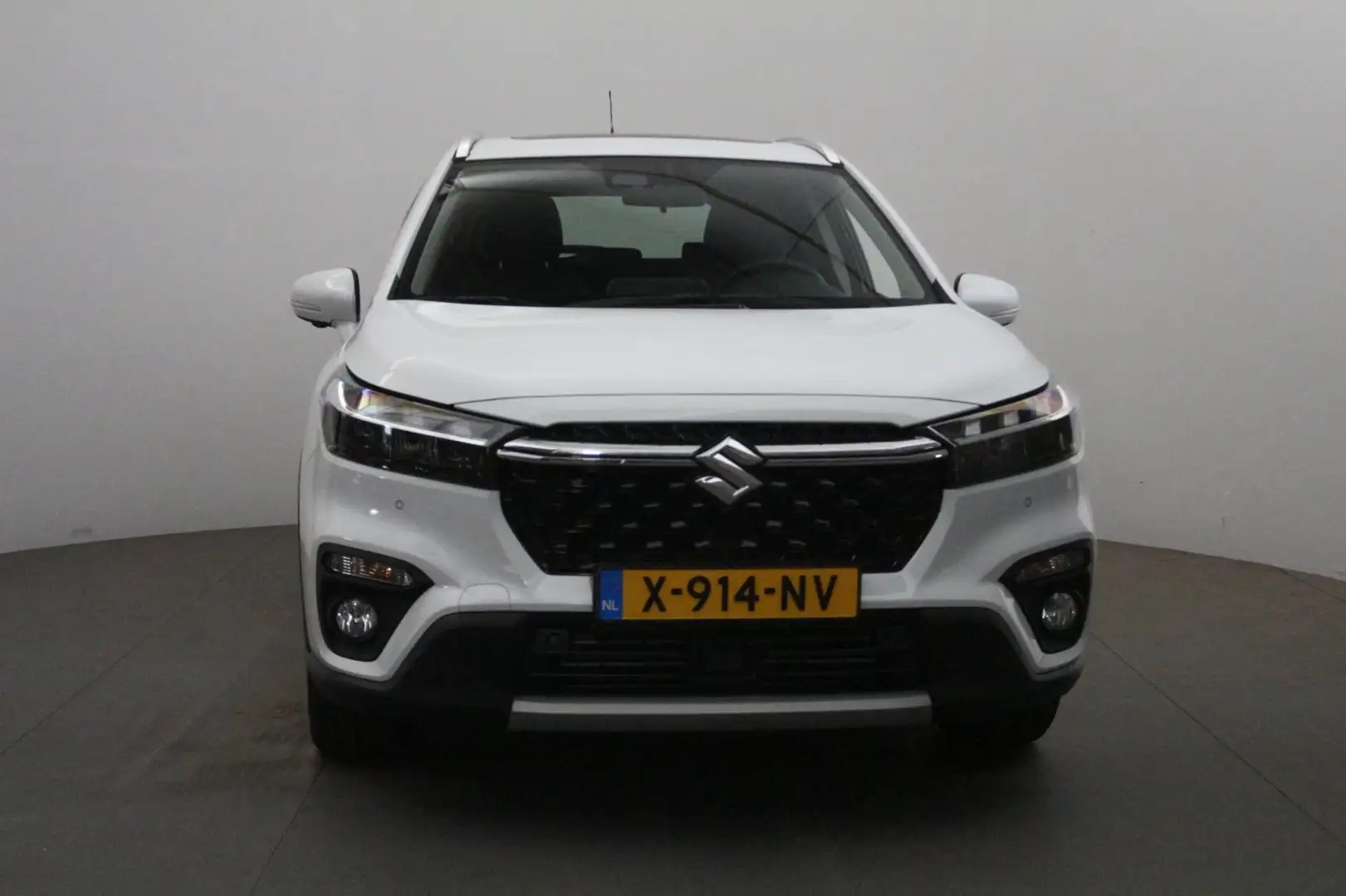 Suzuki S-Cross 1.4 Boosterjet AllGrip Select Smart Hybrid, NIEUWS Wit - 2
