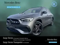 Mercedes-Benz GLA 250 e AMG*NIGHT*KAM*PANO*AHK*DISTR*19"*AMBIE AMG Line Navi/Pano. Dach/Distronic/Autom./Klima/LED/Advanced Soundsystem