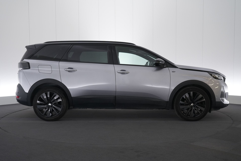 Peugeot 5008 1.5 BlueHDi EAT8 GT Pack 7Pl. LEDER/ALCANTARA LED — photo 5