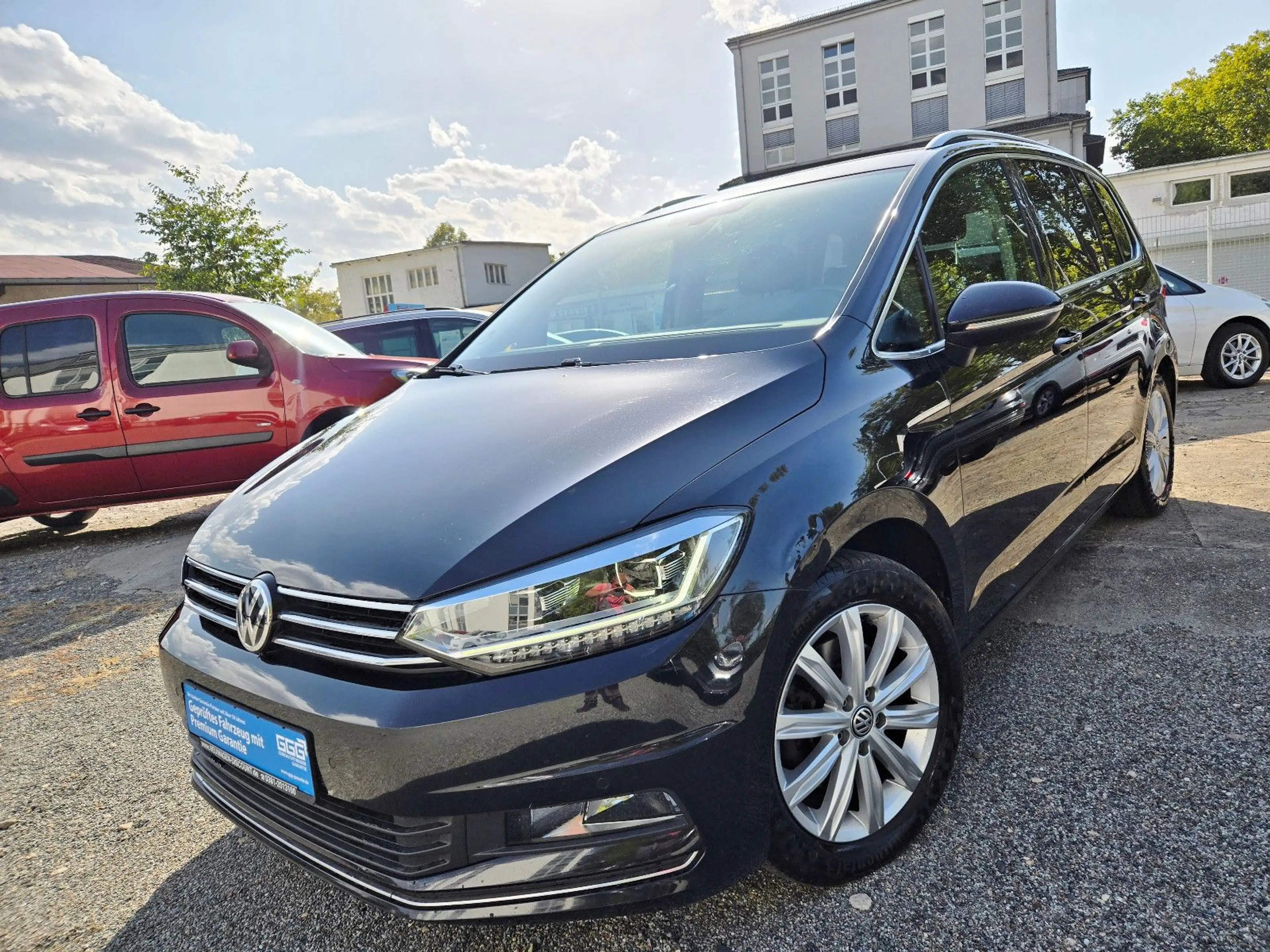 Volkswagen Touran Highline BMT/Start-Stop / DSG