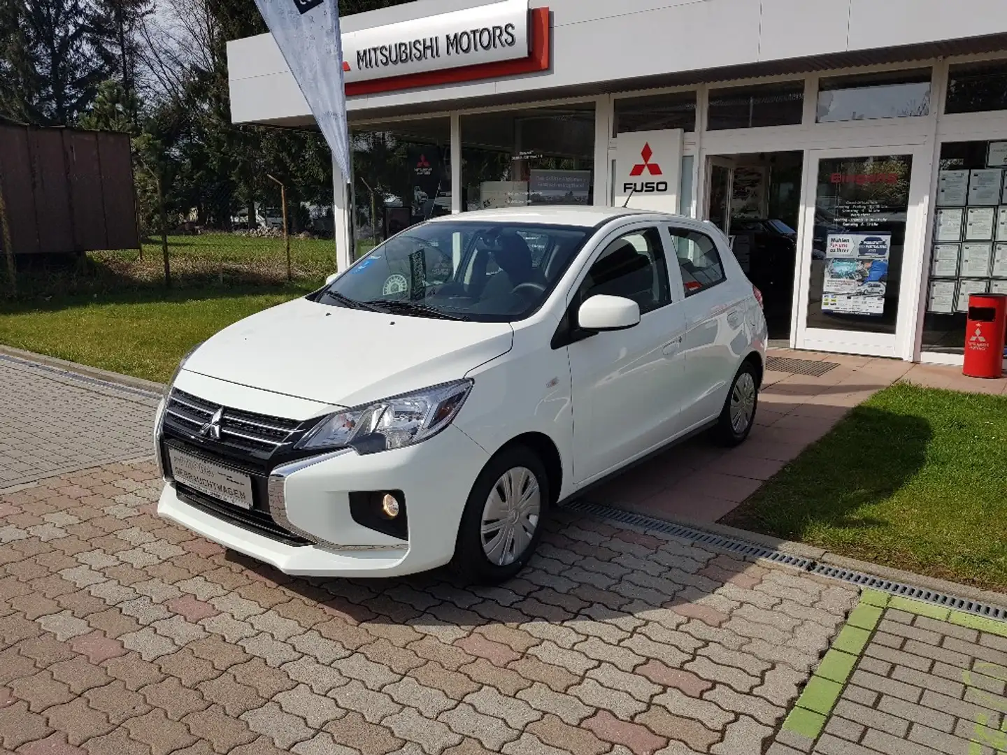 Mitsubishi Space Star 1,0 Basis *RADIO*ELEKTR.FENSTERHEBER* Weiß - 2