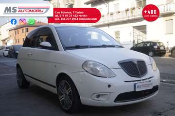 Lancia Ypsilon 1.3 MJT 105 CV Sport MomoDesign