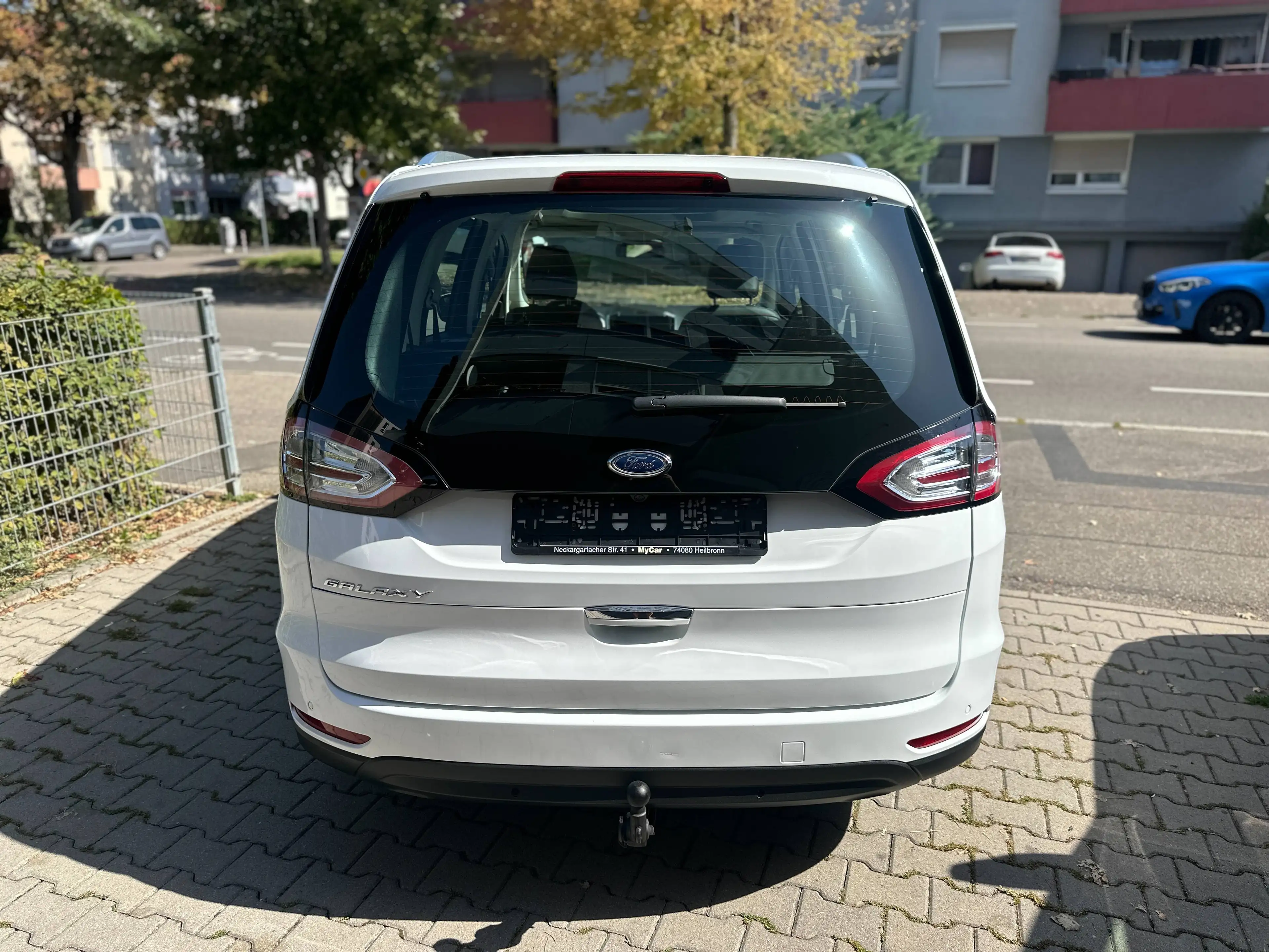 Ford Galaxy Titanium 2.0TDCI Automatik 7-Sitzer Leder Panorama LED Navi — photo 6