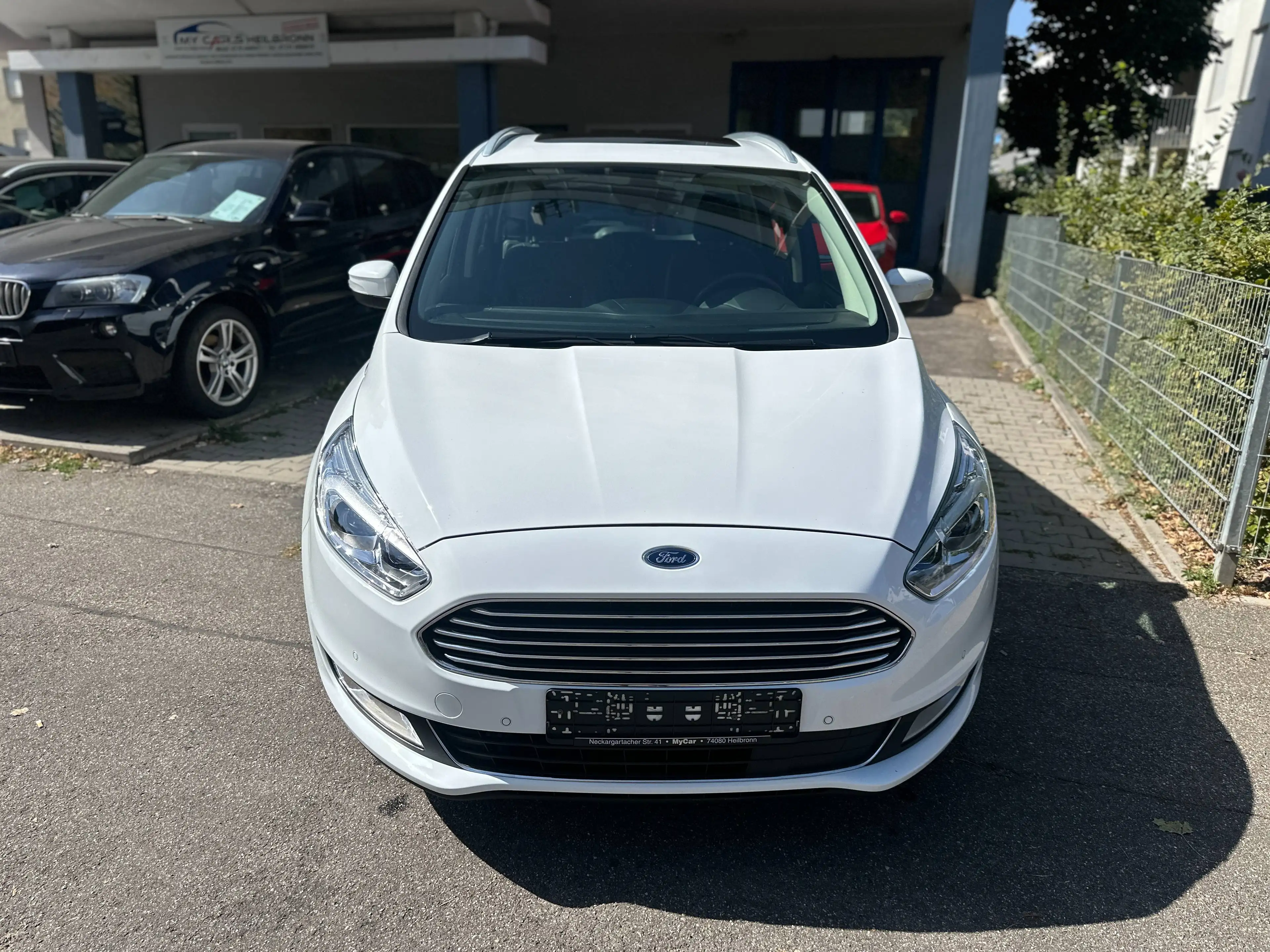 Ford Galaxy Titanium 2.0TDCI Automatik 7-Sitzer Leder Panorama LED Navi — photo 2