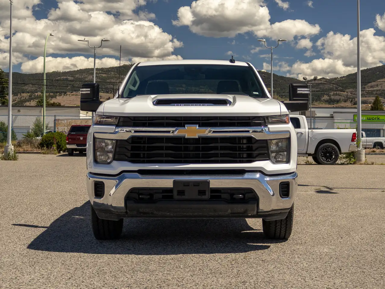 Chevrolet Silverado 2500 photo Chevrolet Silverado 2500