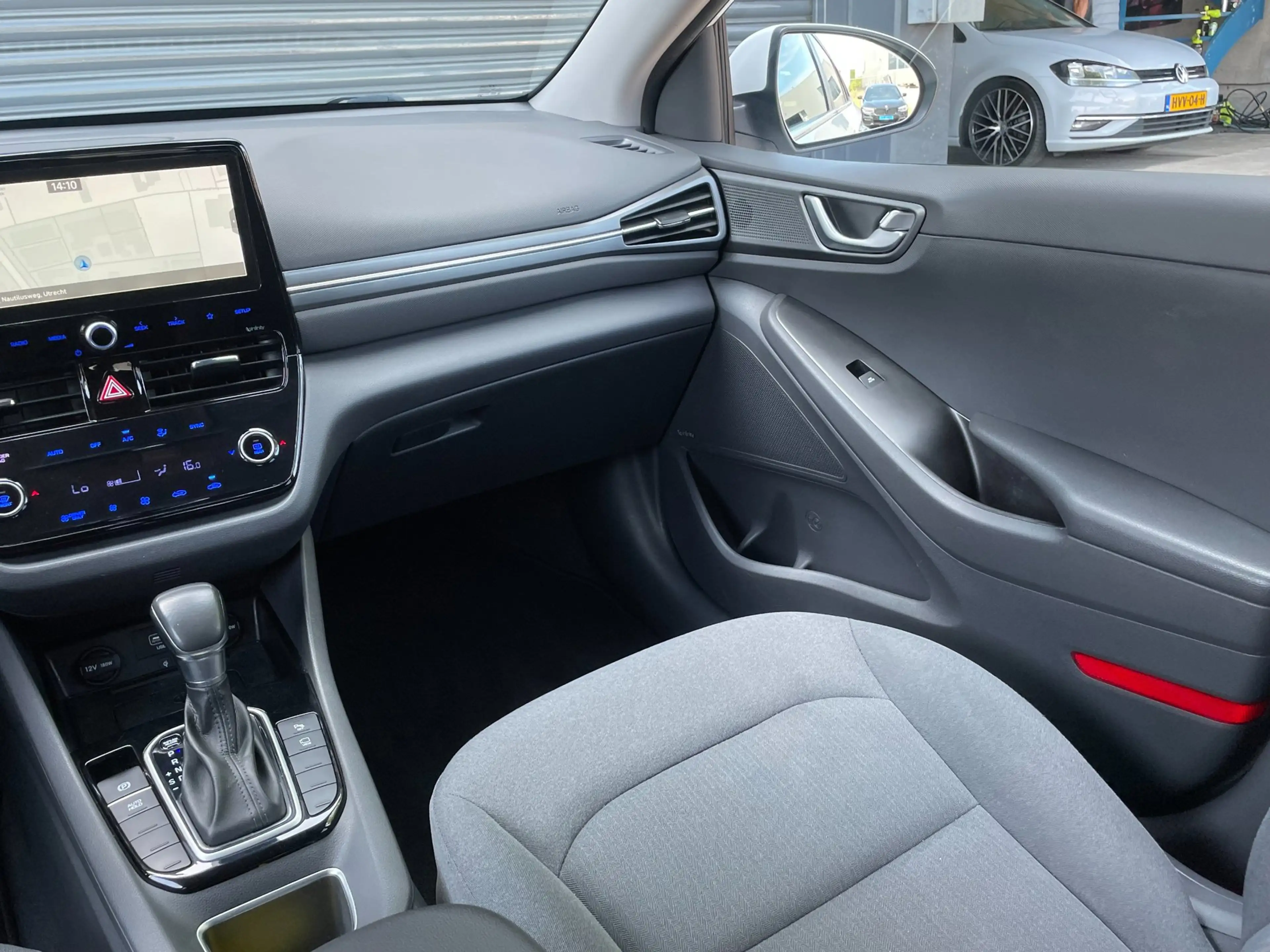 Hyundai IONIQ 1.6 GDi Comfort Only Export! | Led | Navi — photo 11